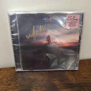 Signed Kelsea Ballerini Patters CD